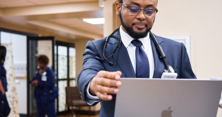 Продукты Apple преобразуют уход в Emory Healthcare